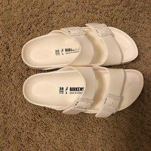White Arizona Birkenstock’s